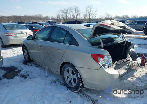 2016 Chevrolet Cruze Limited 1Lt Auto z USA, uszkodzony, nr VIN 1G1PE5SB9G7176776